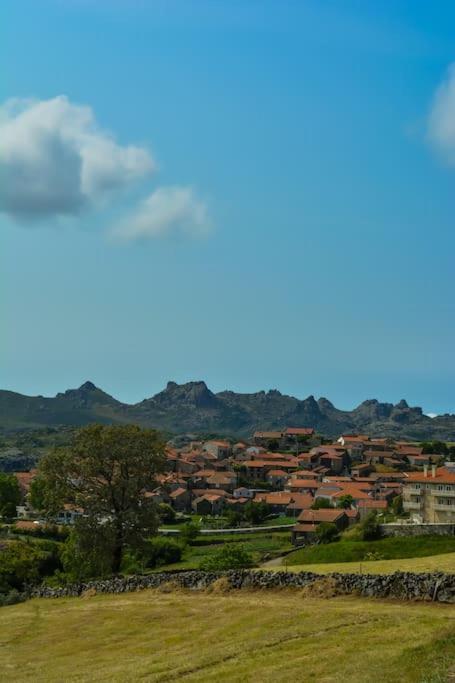 Casa Fonte Fria Villa ปิโตเอส ดาส ชูเนียส ภายนอก รูปภาพ